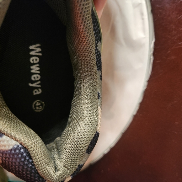 Weweya Men's BAREFOOT TRAIL Camo Running Shoes~Size 10 - Picture 4 of 5